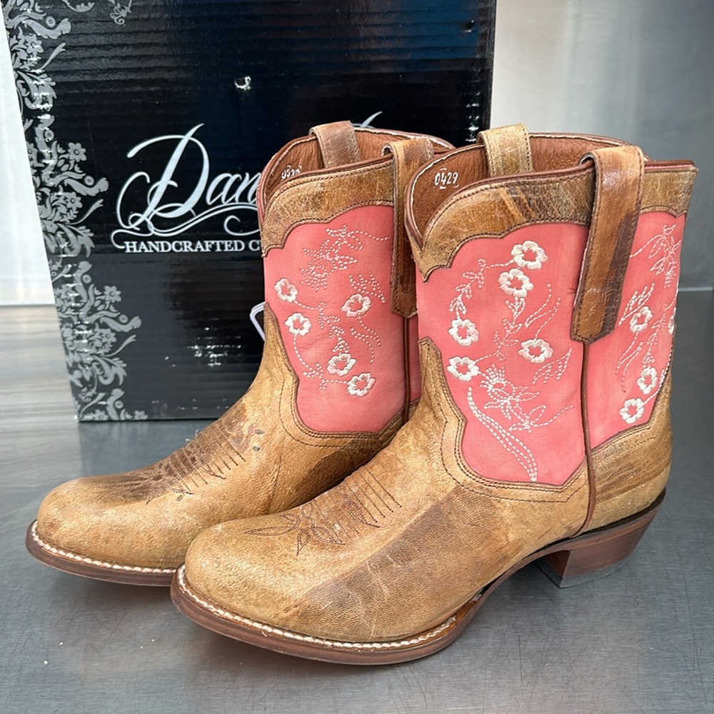 Dan Post embroidered “Prairie Quinn Boots” in distressed leather. New in box!